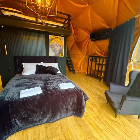Luxe tent Glamping La Bella Suntago *